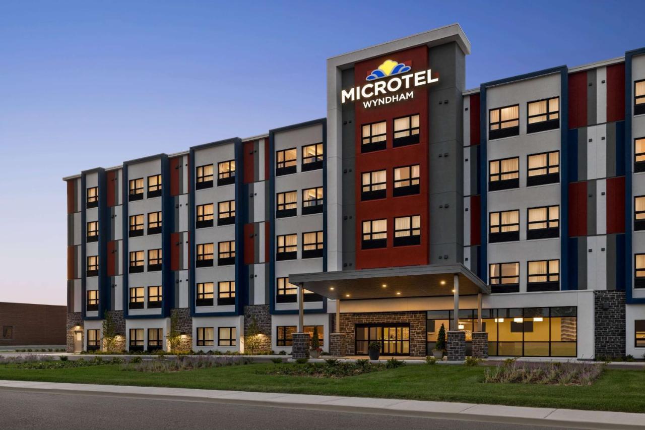 Microtel Inn & Suites Montreal Airport-Dorval Qc المظهر الخارجي الصورة